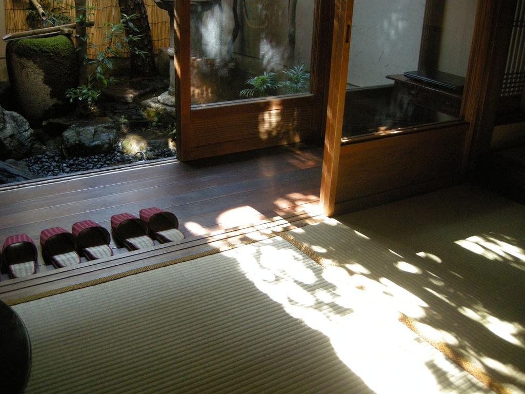 Guesthouse Itoya Киото Экстерьер фото
