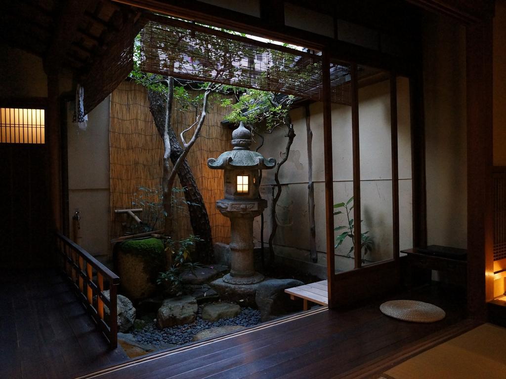Guesthouse Itoya Киото Экстерьер фото